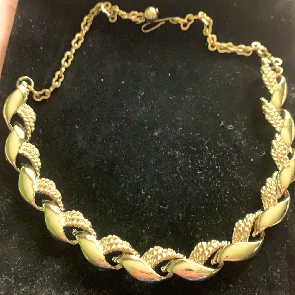 Vintage choker necklace